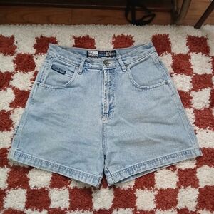*SOLD* Vintage 90s No Excuses Mom Carpenter Styled Jorts